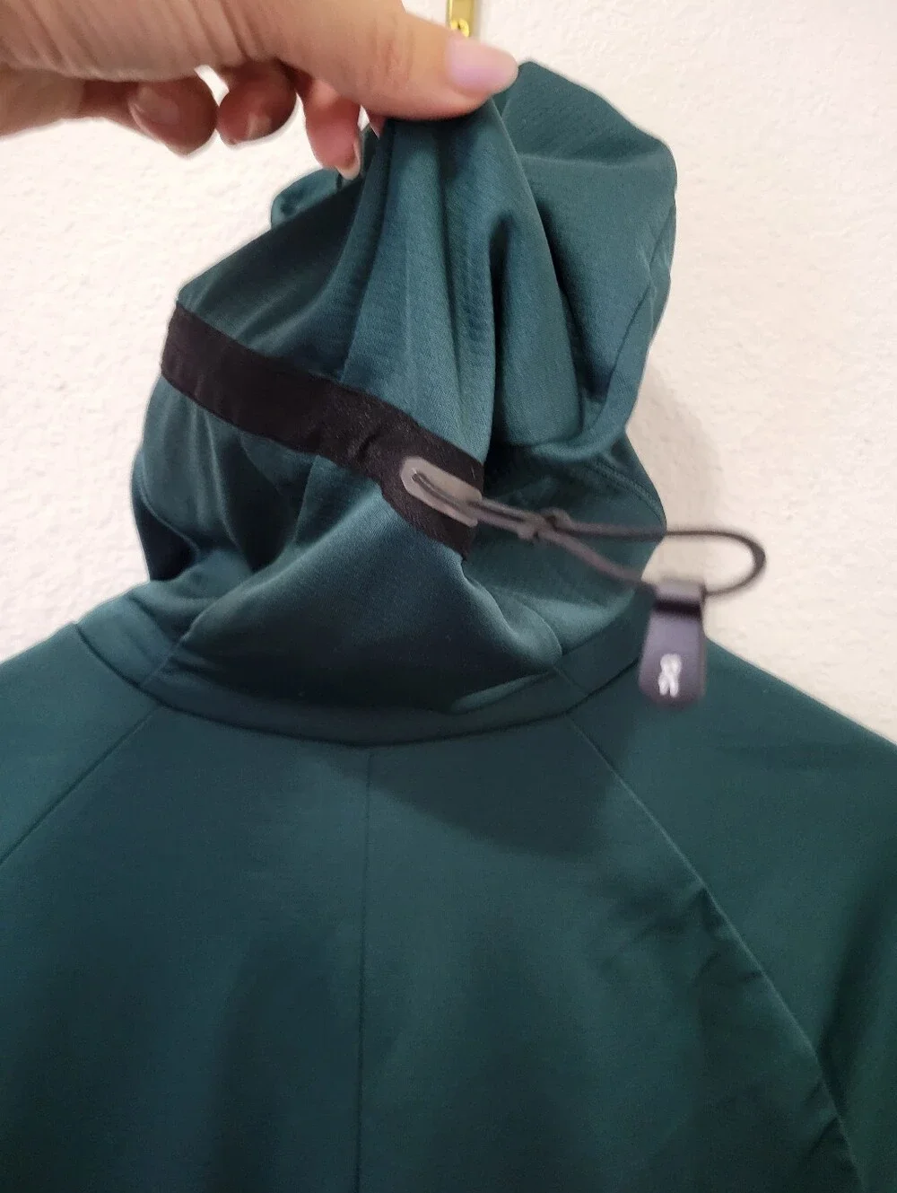 On Cloud Mens Climate Zip Hoodie Size Large